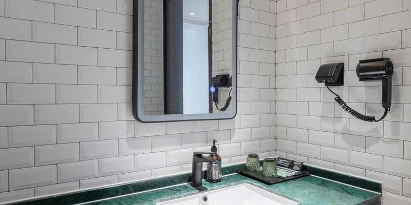 room_09e78c9e-926e-4ca5-b2a3-ee23d739caef.jpg