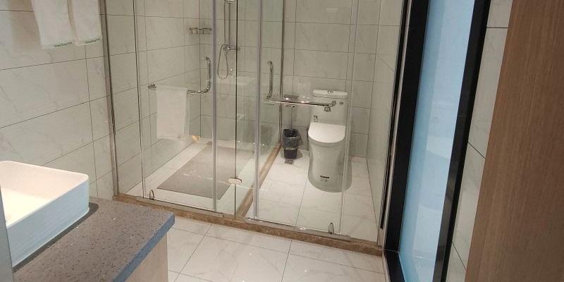 room_c05a0be5-48fc-4816-acce-e4d23f7a0e8a.jpg