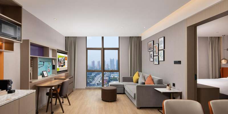room_4c23dd89-43f0-4dc8-b4a9-cb27ec7cc3af.jpg