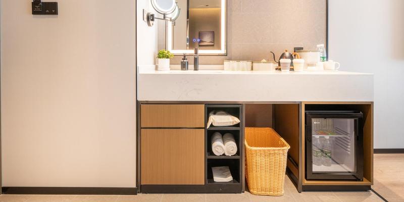 room_b7c99b8e-65fd-4658-a989-61b388f58aa1.jpg