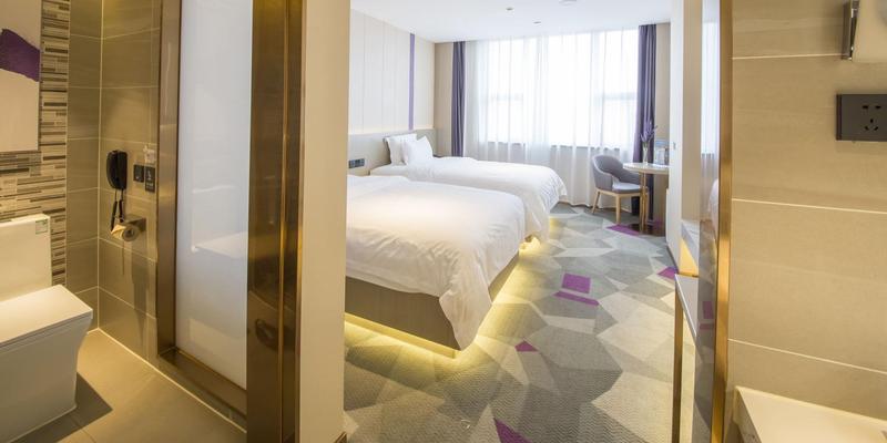 room_84e3220b-fc3f-46b4-b67f-b37c873db674.jpg