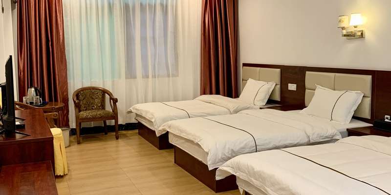 room_01103b69-d8aa-4d3c-b0b2-91a1efb18852.jpg