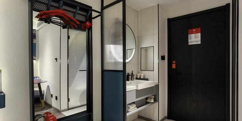 room_01afff28-ef8d-471c-b8d0-4d6420d64cd5.jpg