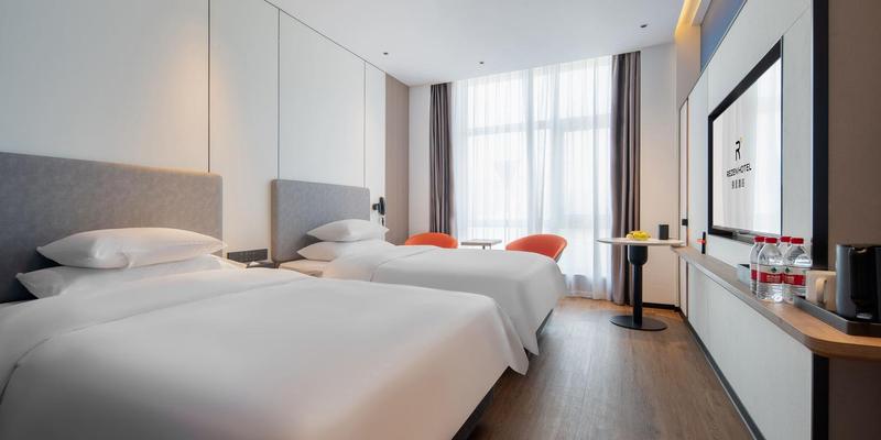room_5c9a381b-35a1-4f9c-97e3-e9a9f6201ba4.jpg
