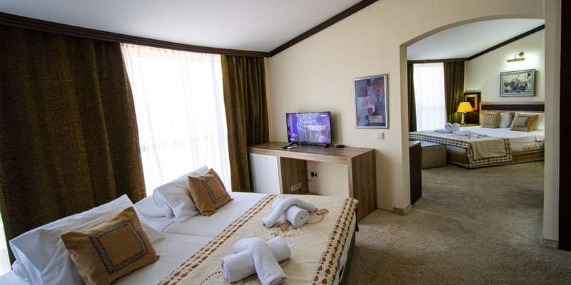 room_2e32919b-31e8-477e-ab9d-560d67d0f59d