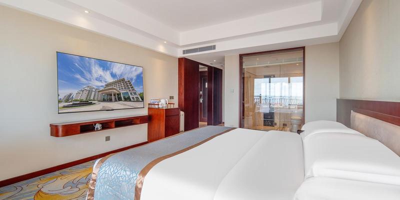 room_db0b8b4c-8e0f-428b-aa95-0b76a71008d6.jpg