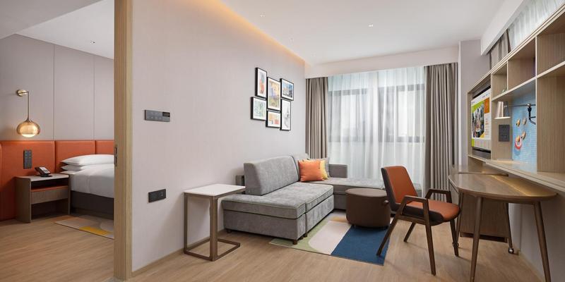 room_ea85a9b6-5f28-4ad3-b742-eae84ba22350.jpg