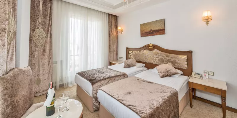 room_57cb1071-93de-41e2-b2c5-66b679860839