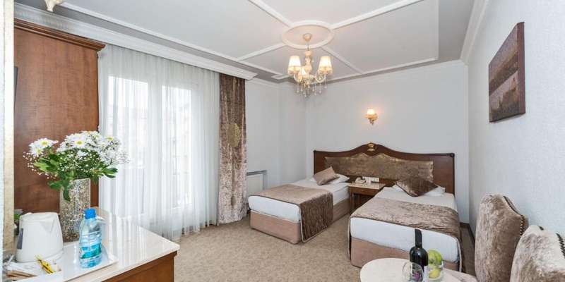 room_9e600471-9a4b-42fe-8aac-51a2f2c152b1.jpg