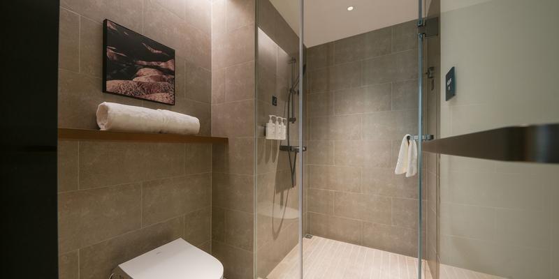 room_0ca3bea2-a136-4e5b-af25-d2b251904f7c.jpg