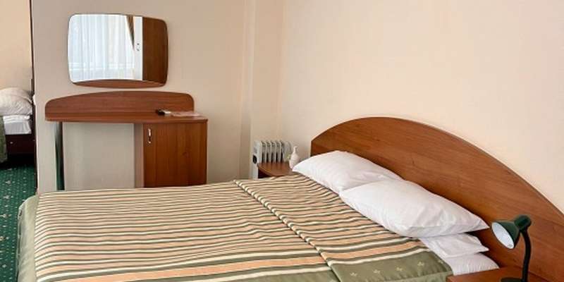 room_bcfb8320-babb-49d3-a3e0-43fd33c8b889.jpg