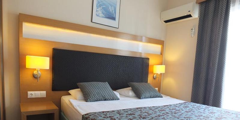 room_d6a7c2d4-8576-4d6f-8b44-c32c6a8f69ad