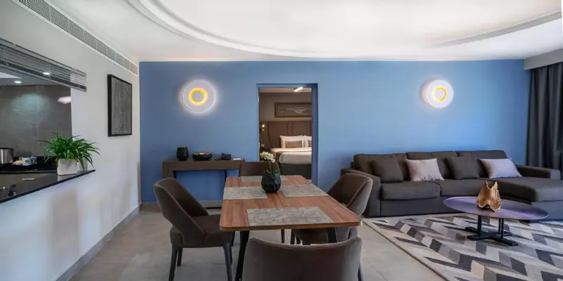 room_da426e9d-24fc-4e9f-97f4-2d718d916574