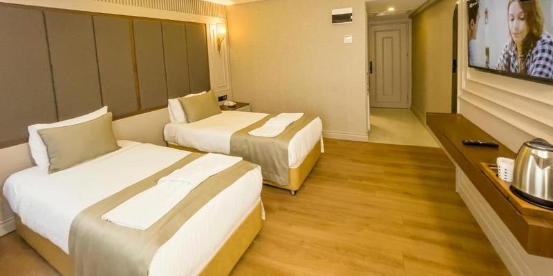 room_20d7a23e-d2fc-4e7a-a012-2762ea0627ff.jpg