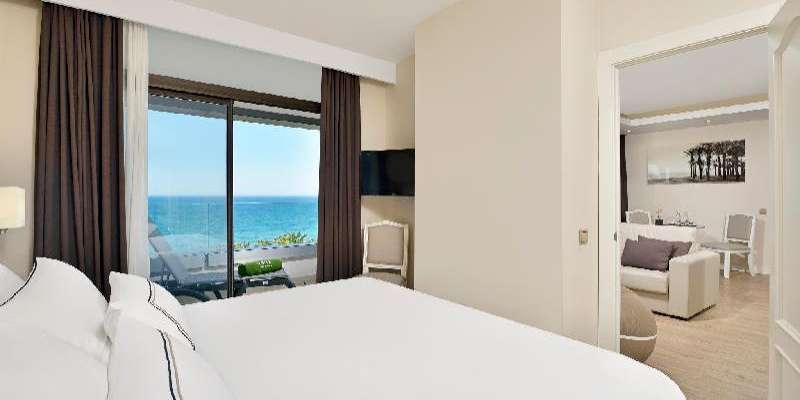 room_c013999c-7596-48bd-b4d2-2fb399151b4e.jpg