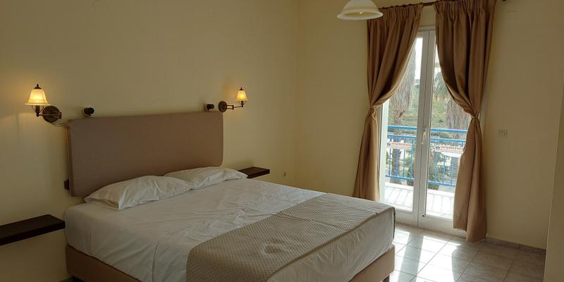 room_5e63ce38-1ae7-4c5a-a28e-faabe6bbd37d.jpg