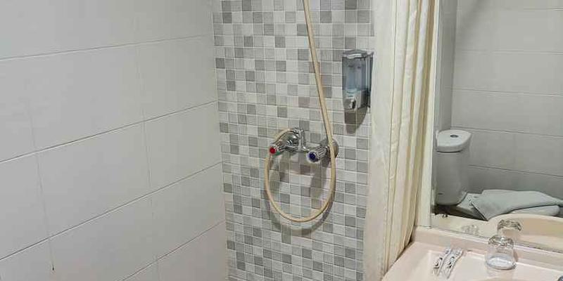 room_eb25778f-d0ce-49cf-9ceb-8b4d65864f46.jpg