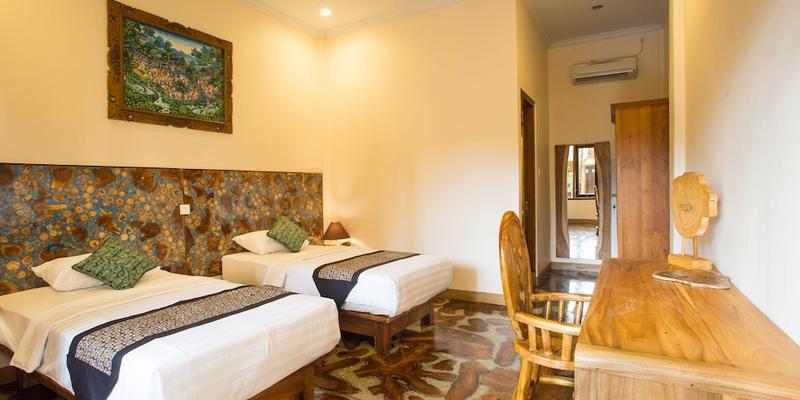 room_adb7fbd6-033d-4c38-9385-5b63cabcc1f8.jpg