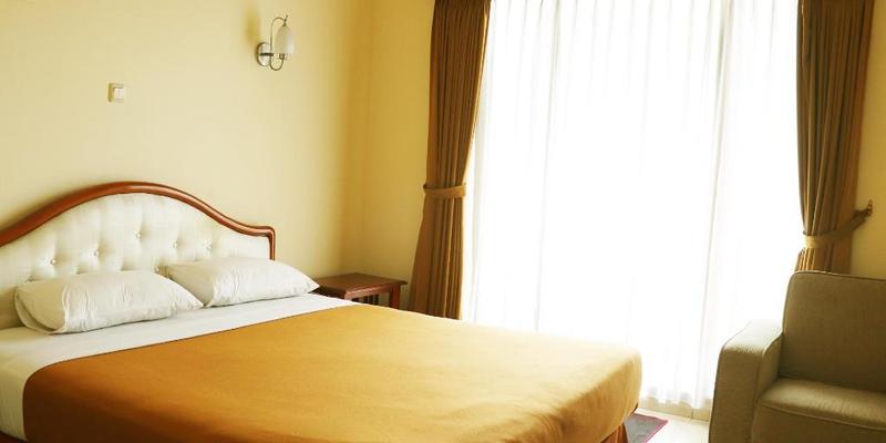 room_7ba66cf2-2f3a-40c9-bcac-4a2cc54fd653.jpg