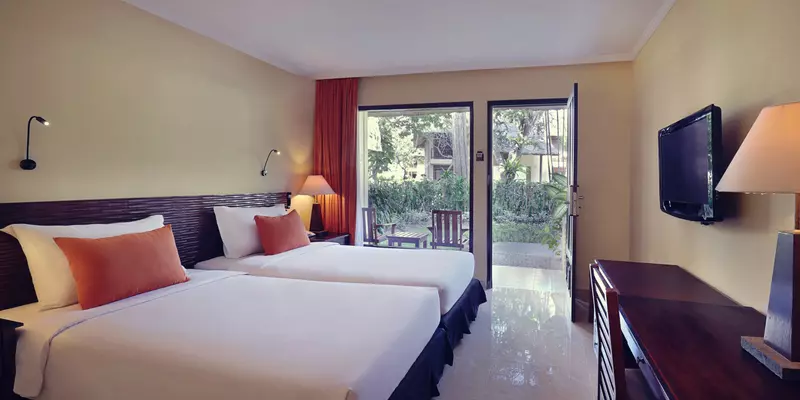 room_f98e3814-e4d5-419a-abad-cc17cb05a835