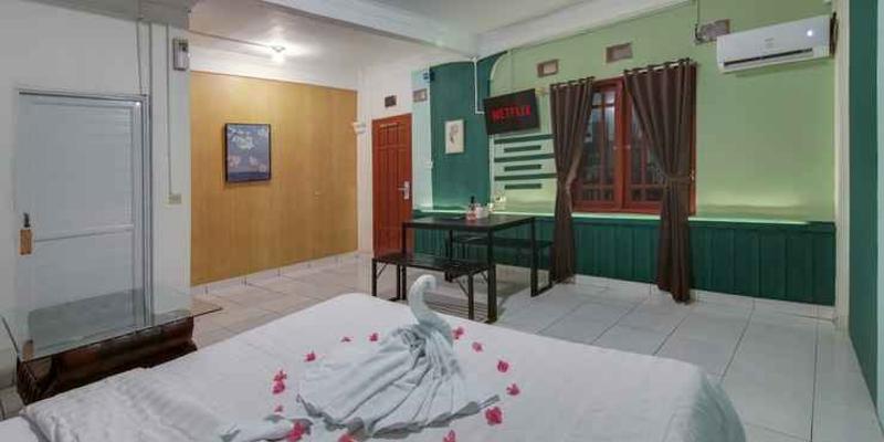 room_c25bb030-b7c0-4cc1-b5f3-e976a224252d.jpg