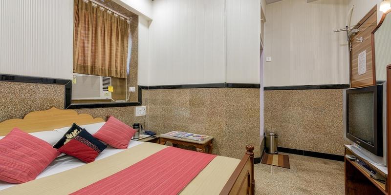 room_35a7b682-d4f2-4d5e-b834-da9c9f44ff17.jpg