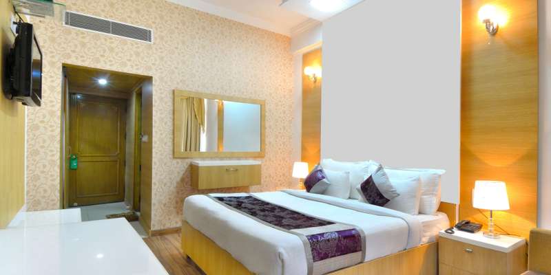 room_4ebc282d-7de2-4baf-a51e-6c6c1cdcfb2d.jpg