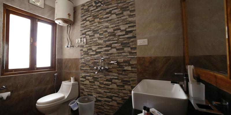 room_b1f8a6fd-30fe-4990-9cfc-8ef33221caec.jpg