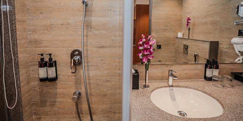 room_2cd7b597-e208-4e66-9ac3-7680893b44d5.jpg