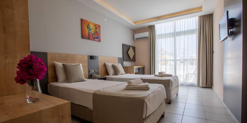 room_1e0d1dab-c786-4836-b034-b8bd710a3a1f