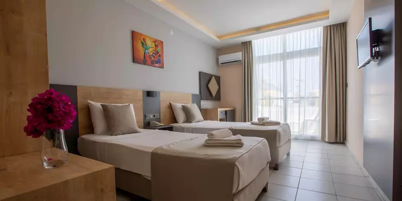 room_1e0d1dab-c786-4836-b034-b8bd710a3a1f