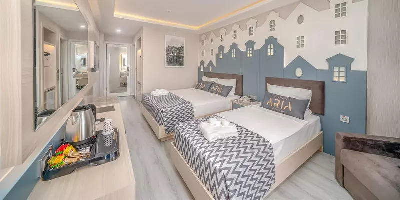 room_03667ae2-0992-4fc7-9829-0759523f9135