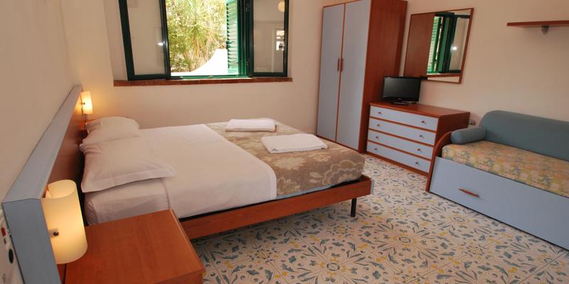 room_fda667ba-ceca-496b-bc66-d0d184ae12f3.jpg