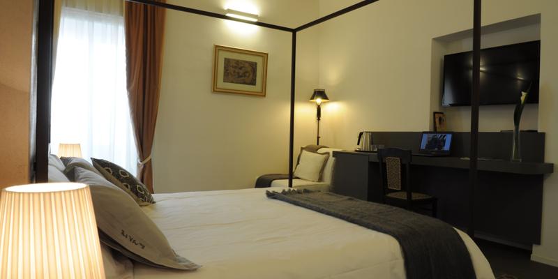 room_2b2ff3a1-8dc2-44c2-9b0d-92bdba515766.jpg