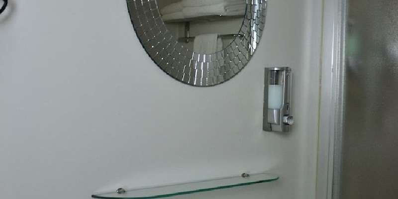 room_e7e2b8a8-87dd-47f8-b049-6c2ddfd1db59.jpg