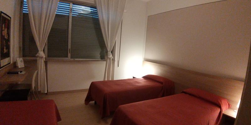 room_fdf368a0-19b3-4d1b-9b20-670fd149ed9e.jpg