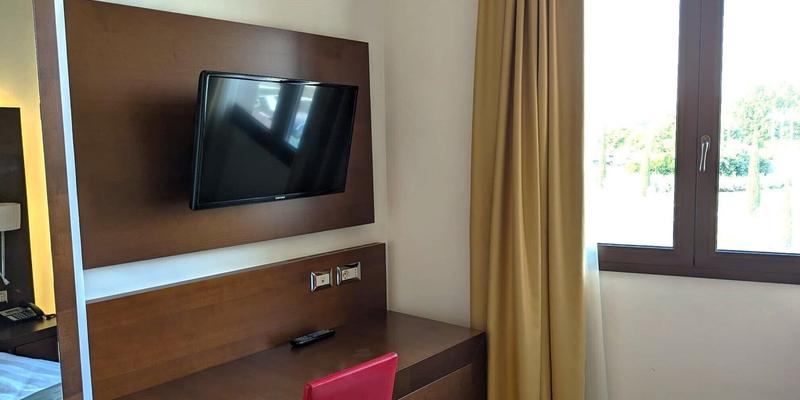 room_42e7bf9c-26b0-4008-8cb0-5c4d59d158f4.jpg