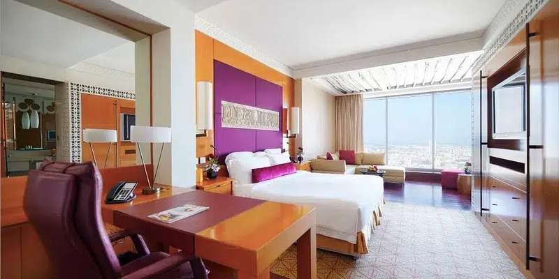 room_d71b1557-acb8-4f29-920c-4eb8fdc12a47