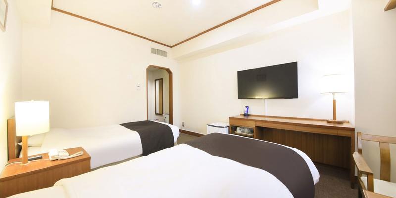room_940a73b4-fe41-4e25-a1c4-efd8928aa339.jpg