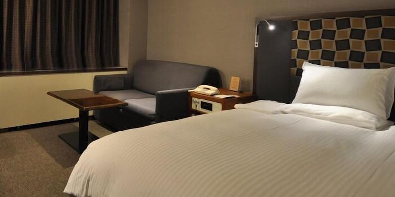room_dc1ed9ce-ca60-43d3-b189-e6c155c4e301.jpg