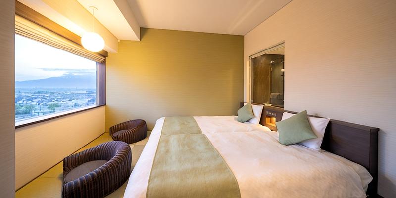 room_78b8c5e2-fd7b-4ad3-828c-ae4ce2a11b9c.jpg