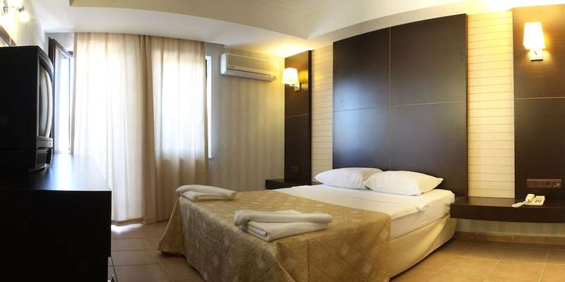 room_12b6ed10-61f8-4edd-8820-c84d14e1da39.jpg