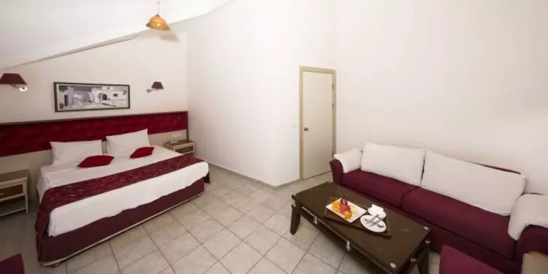 room_8e17a6bf-e079-4ece-9c87-cbcf4c9f1863