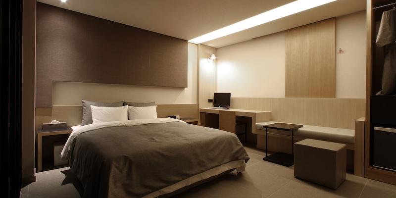 room_c9f3870c-a5e7-4dfb-a7e3-bad7ebc933b1.jpg
