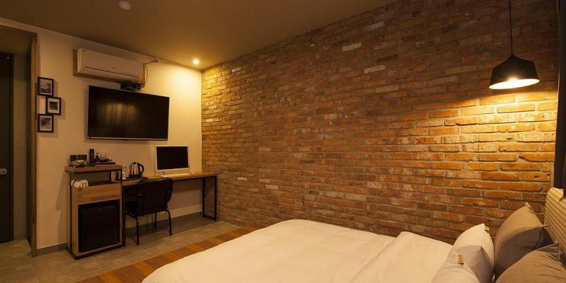 room_c52e41e9-4d94-40ba-b4c8-13a3975ed68e.jpg