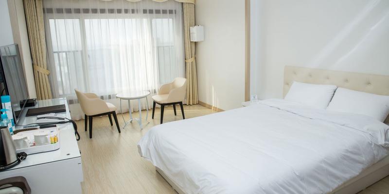 room_d96f5cec-0ce4-42f5-bc5e-95863d1659eb.jpg
