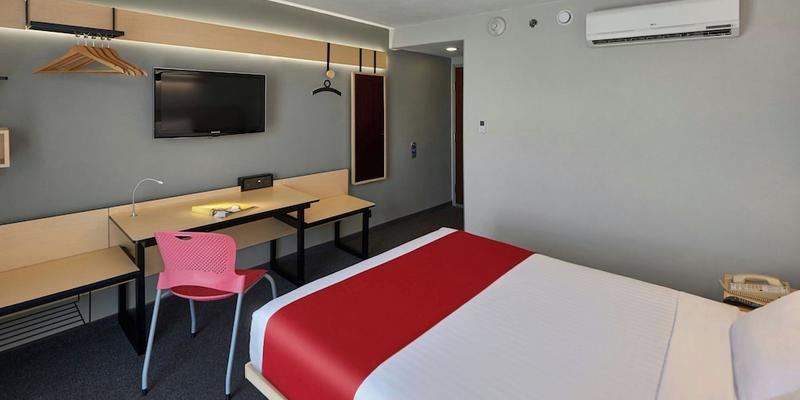room_f195b4e0-1a0a-49b3-9d5e-eecc579c5b38.jpg