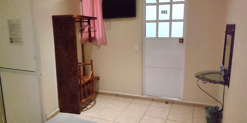 room_1cded9b8-762f-42e0-a709-c796b97041bd.jpg