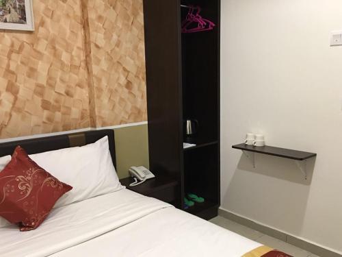 room_38a4e879-c2b1-4e74-b65b-5732c0c3dc0b.jpg