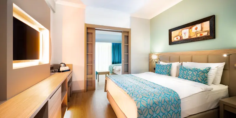 room_f50bad61-f61b-4c3f-8c82-efbb946ae526